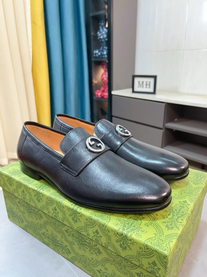 Men's shoes 💰500🌹🌹【GUCCI】The most popular classic Gucci leather shoes. Synchronized with the official website, the upper is made of Italian first-layer cowhide ➕cowhide lining, with unique brand and unique craftsmanship. Highlighting the hot style of the new year. Stop hesitating, stop wandering, get it now. Number: 38--44